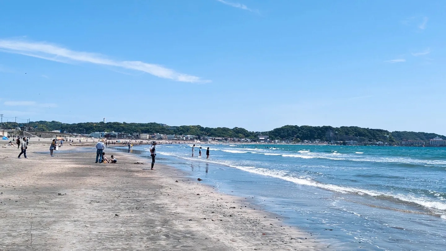 澄んだ湘南の海