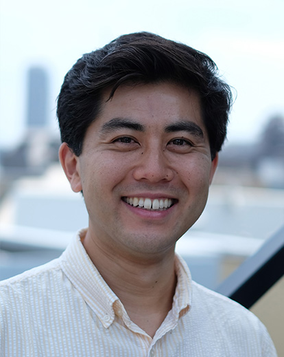 日本人奨学生の顔写真